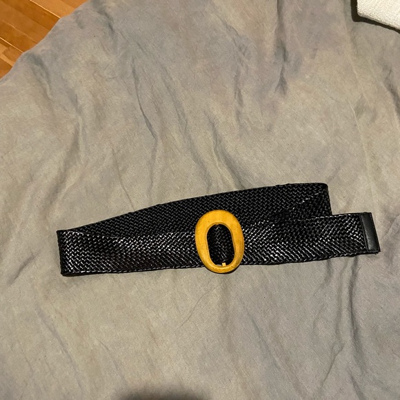 Black braided mango belt with wooden buckle - Picture 3 of 3